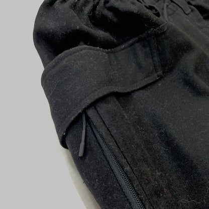【現状渡し品】【メンズ】 Y-3 ワイスリー CLASSIC WOOL FLANNEL CARGO PANTS GK4592 クラシック ウール フランネル カーゴパンツ ボトムス 153-260304-ko-21-tei サイズ：M カラー：ブラック 万代Net店
