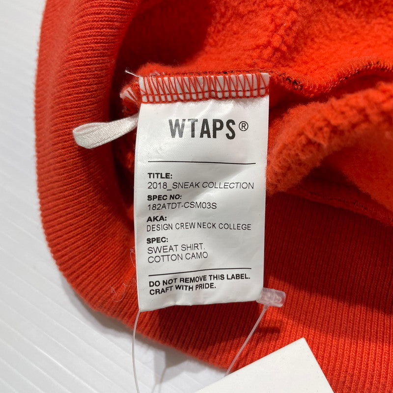 【中古品】【メンズ】 WTAPS ダブルタップス DESIGN CREWNECK COLLEGE SWEAT 182ATDT-CSM03S デザイン クルーネック カレッジ スウェット 長袖 トップス トレーナー 142-260313-yo-07-tei サイズ：01 カラー：オレンジカモ 万代Net店
