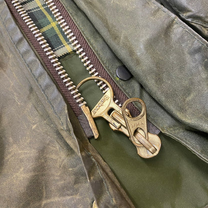 【ジャンク品】【メンズ】 BABOUR バブアー A200 BORDER 8706246 A200 ボーダー アウター オイルジャケット 141-260313-ks-06-tei サイズ：34in カラー：カーキ 万代Net店