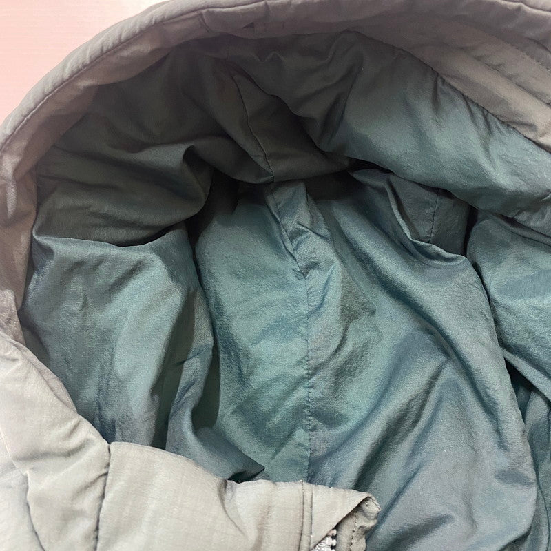 【中古品】【メンズ】 ARC'TERYX アークテリクス ATOM HEAVY WEIGHT HOODY X000007302 アトム ヘビーウエイト フーディ アウター 中綿ジャケット 144-260313-ks-08-tei サイズ：M/※フード周り汚れあり カラー：グリーン 万代Net店