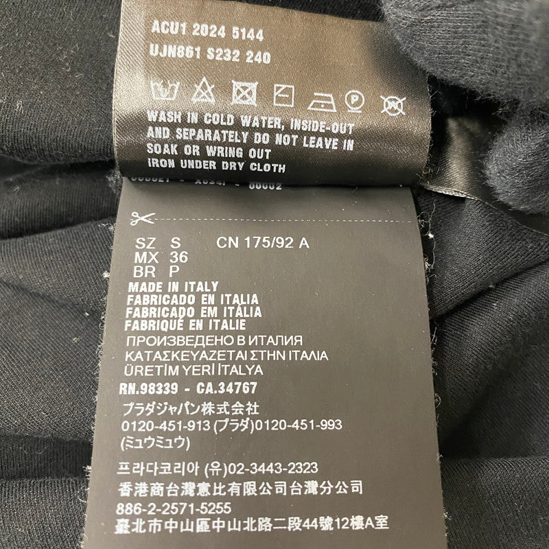 【中古品】【メンズ】 PRADA プラダ UJN861S232 トライアングルプレート コットン Tシャツ 半袖 トップス 141-260313-ks-16-tei サイズ：S カラー：ブラック 万代Net店