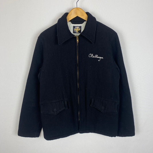 【中古品】【メンズ】 CHSLLENGER チャレンジャー EMBROIDERY MELTON JACKET CLG-JK010-009 エンブロイダリー メルトンジャケット アウター ウールジャケット 刺繍 142-260313-ks-02-fuzh サイズ：M カラー：ブラック 万代Net店
