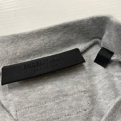 【中古品】【メンズ】 ESSENTIALS エッセンシャルズ V-NECK T-SHIRT 8317-343-1675 Vネック Ｔシャツ 半袖 トップス 142-260618-sa-21-tei サイズ：S カラー：グレー 万代Net店