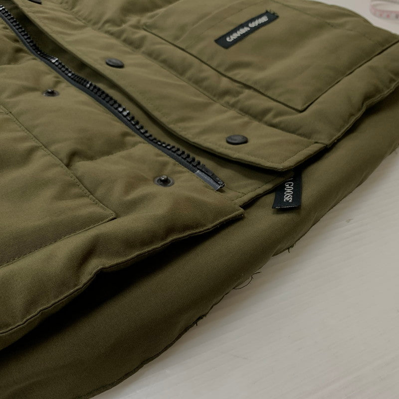 【中古品】【メンズ】 CANADA GOOSE カナダグース FREESTYLE CREW VEST 4154M フリースタイル クルー ベスト ライトアウター 141-260313-ko-04-tei サイズ：S カラー：カーキ 万代Net店
