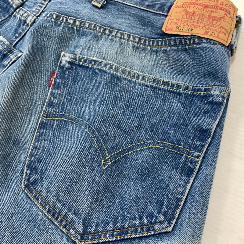 【中古品】【メンズ】 LEVI'S VINTAGE CLOTHING リーバイスビンテージクロージング 501XX CUSTOM DENIM PANT PC9-26396-0000 カスタム デニムパンツ ボトムス ジーンズ 1955年モデル 156-260315-ko-22-tei サイズ：W30 カラー：インディゴ 万代Net店