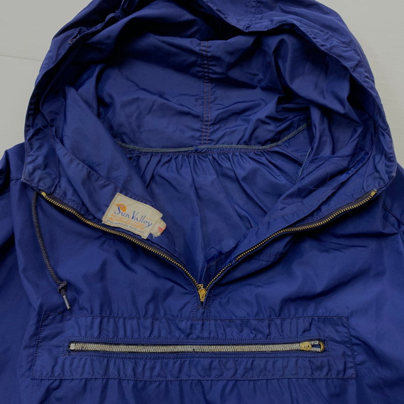 【現状渡し品】【メンズ】 SUN VALLEY サンバレー NYLON ANORAK JACKET VINTAGE ナイロンアノラック ジャケット ライトアウター ビンテージ 菱形タロン 145-260321-ko-02-tei サイズ：不明 カラー：ブルー系 万代Net店