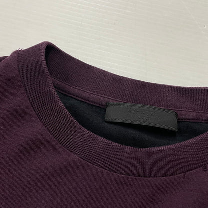 【中古品】【メンズ】 PRADA プラダ GRAPHIC DESIGN BICOLOR T-SHIRT グラフィック デザイン バイカラー Tシャツ 半袖 トップス 141-260318-yo-01-tei サイズ：M カラー：赤紫/ブラック 万代Net店