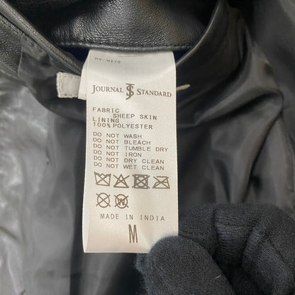 【中古美品】【メンズ】 JOURNAL STANDARD ジャーナルスタンダード 26's SHEEP SKIN WASHED LEATHER RIDERS JACKET 26-011-600-5570-1-0 シープスキン ウォッシュド レザー ライダース ジャケット ライトアウター 147-260325-ks-05-tei サイズ：M カラー：ブラック 万代Net店
