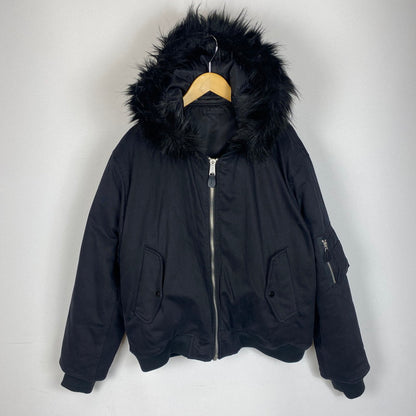 【中古品】【メンズ】 F.M.C.D. エフエムシーディー PADDED BOMBER JACKET デタッチャブルファーフード付き コットン ボンバージャケット アウター 141-260325-ks-03-tei サイズ：S カラー：ブラック 万代Net店