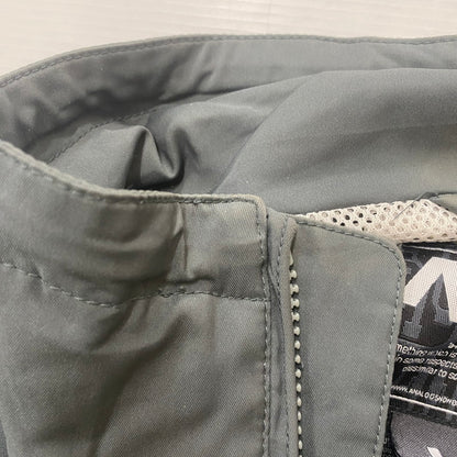【現状渡し品】【メンズ】 ELECTRIC COTTAGE エレクトリックコテージ × BURTON ANALOG バートン アナログ 別注 コラボ 01's Q JACKET キュー ジャケット ライトアウター 140-260327-ks-12-tei サイズ：L/※袖ロゴ消えあり カラー：グレー 万代Net店