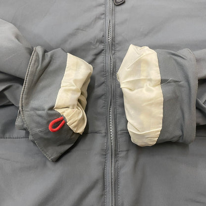 【現状渡し品】【メンズ】 ELECTRIC COTTAGE エレクトリックコテージ × BURTON ANALOG バートン アナログ 別注 コラボ 01's Q JACKET キュー ジャケット ライトアウター 140-260327-ks-12-tei サイズ：L/※袖ロゴ消えあり カラー：グレー 万代Net店