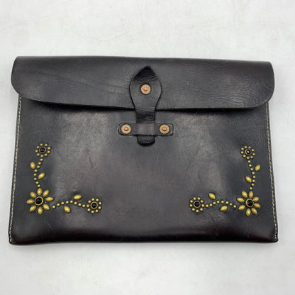【現状渡し品】【メンズ】 HTC BLACK エイチティーシーブラック FLOWER DOCUMENT CASE DCFLR-BRS フラワードキュメントケース カバン 188-260404-ko-04-tei カラー：ブラウン系 万代Net店
