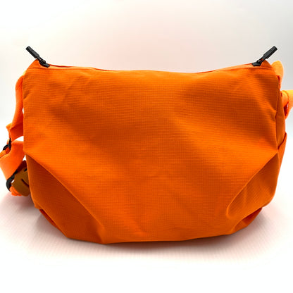 【中古品】【メンズ】 GOOPiMADE グーピーメイド COM INTEROP UTILITY BAG コム インターロップ ユーティリティ バッグ カバン ショルダーバッグ 188-260723-ko-02-tei カラー：オレンジ 万代Net店