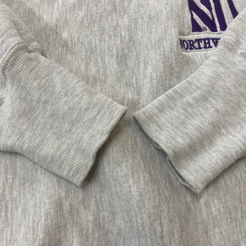 【現状渡し品】【メンズ】 Champion チャンピオン 90's REVERSE WEAVE COLLEGE LOGO SWEAT 90年代 リバースウィーブ カレッジロゴ NU刺繍 スウェット 長袖 トップス トレーナー 目無し 刺繍タグ 145-260331-yo-10-tei サイズ：L カラー：グレー 万代Net店