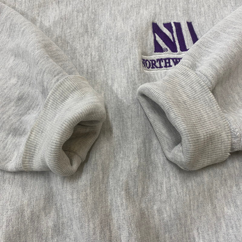 【現状渡し品】【メンズ】 Champion チャンピオン 90's REVERSE WEAVE COLLEGE LOGO SWEAT 90年代 リバースウィーブ カレッジロゴ NU刺繍 スウェット 長袖 トップス トレーナー 目無し 刺繍タグ 145-260331-yo-10-tei サイズ：L カラー：グレー 万代Net店