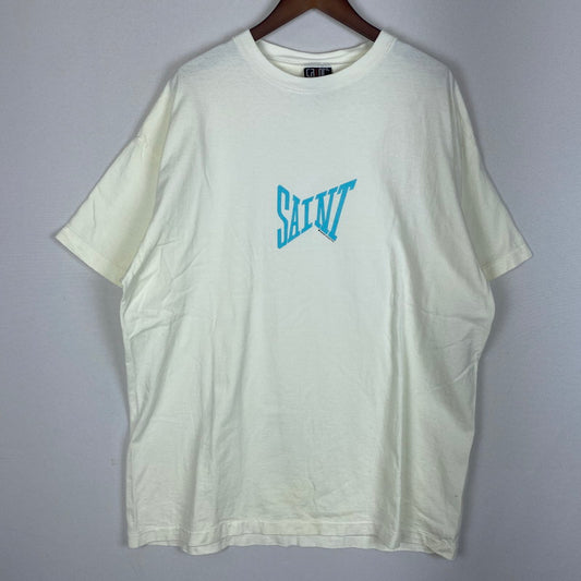 【ジャンク品】【メンズ】 SAINT Mxxxxxx SAINT MICHAEL セントマイケル 24SS RIBON SAINT TEE SM-YS8-0000-012 リボン セント Tシャツ 半袖 トップス 140-260401-ks-09-tei サイズ：XXL/※全体的に変色あり カラー：ホワイト/ブルー 万代Net店