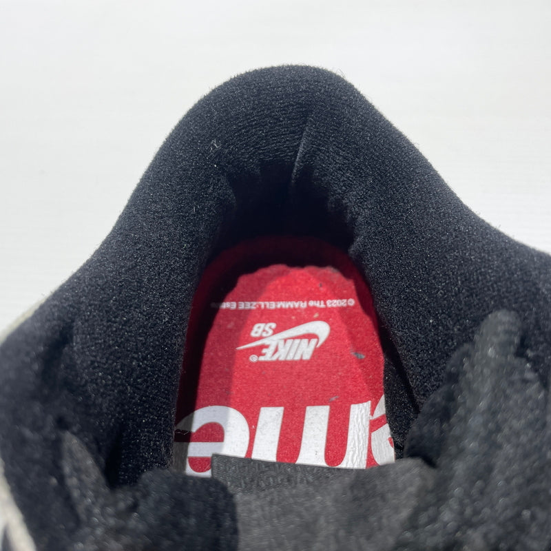 【中古品】【メンズ】 NIKE ナイキ × Supreme シュプリーム 別注 コラボ FD8778-001 SB DUNKLOW OG QS スニーカー 靴 160-260715-ko-04-tei サイズ：27cm カラー：ブラック 万代Net店