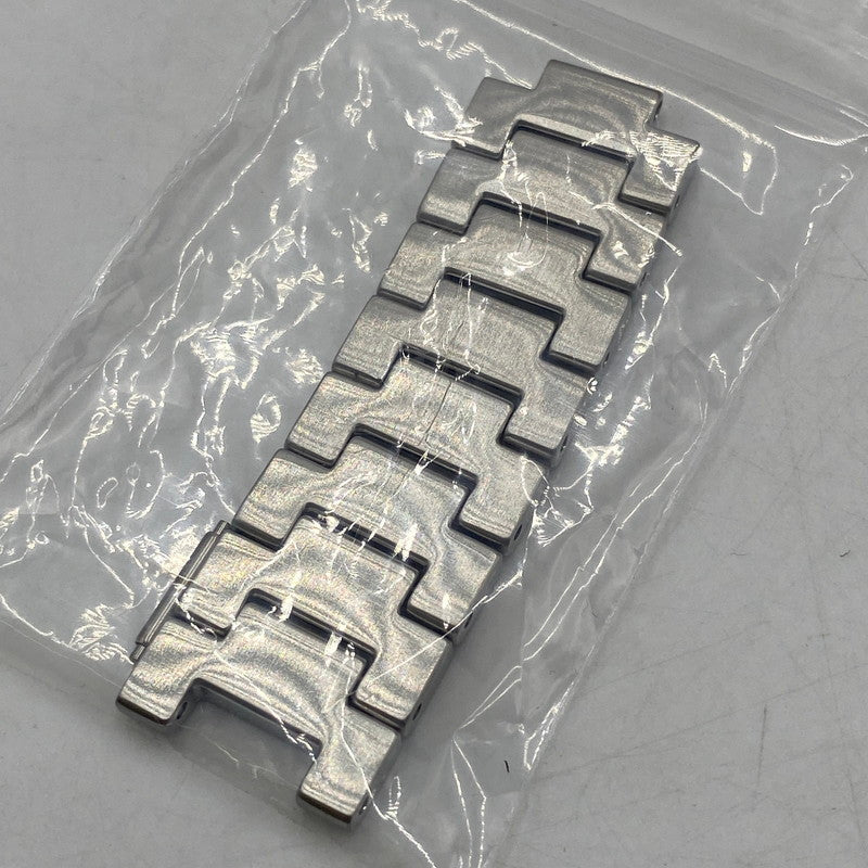 【中古品】【メンズ】 CASIO カシオ 24SS G-SHOCK FULL METAL 2100SERIES GM-B2100AD-2AJF ジーショック フルメタル タフソーラー 腕時計 196-260406-ks-22-tei サイズ：箱 コマ付き カラー：シルバー 万代Net店