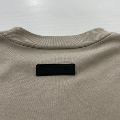 【中古品】【メンズ】 ESSENTIALS エッセンシャルズ LOGO S/S TEE ロゴ ショートスリーブ Ｔシャツ 半袖 トップス 142-260618-sa-19-tei サイズ：XXS カラー：ベージュ 万代Net店