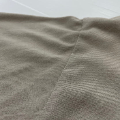 【中古品】【メンズ】 ESSENTIALS エッセンシャルズ LOGO S/S TEE ロゴ ショートスリーブ Ｔシャツ 半袖 トップス 142-260618-sa-19-tei サイズ：XXS カラー：ベージュ 万代Net店