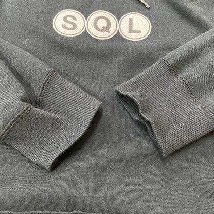 【中古品】【メンズ】 SEQUEL シークエル SQL LOGO HOODIE SQL ロゴ フーディー トップス プルオーバーパーカー 142-260413-ks-11-tei サイズ：S カラー：ブラック 万代Net店