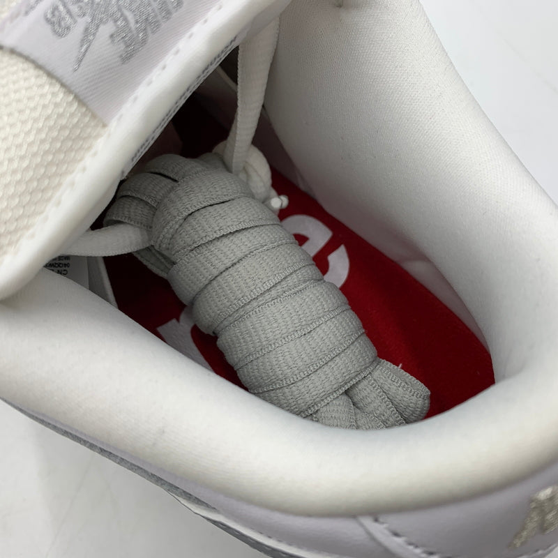 【中古品】【メンズ】 NIKE ナイキ × Supreme シュプリーム 別注 コラボ 25AW DUNK LOW WHITE METALLIC SILVER HQ8487-100 ダンク ロー スニーカー 靴 シューズ 160-260627-ko-01-tei サイズ：28.5cm カラー：ホワイト 万代Net店