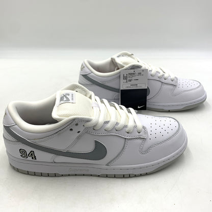 【中古品】【メンズ】 NIKE ナイキ × Supreme シュプリーム 別注 コラボ 25AW DUNK LOW WHITE METALLIC SILVER HQ8487-100 ダンク ロー スニーカー 靴 シューズ 160-260627-ko-01-tei サイズ：28.5cm カラー：ホワイト 万代Net店