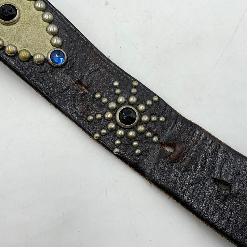 【現状渡し品】【メンズ】 HTC エイチ ティー シー FLOWER CARVING PEANUT BELT フラワーカービング ピーナッツベルト アクセサリー 205-260503-ko-14-tei サイズ：34 カラー：ブラック 万代Net店