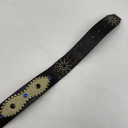 【現状渡し品】【メンズ】 HTC エイチ ティー シー FLOWER CARVING PEANUT BELT フラワーカービング ピーナッツベルト アクセサリー 205-260503-ko-14-tei サイズ：34 カラー：ブラック 万代Net店
