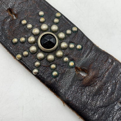 【現状渡し品】【メンズ】 HTC エイチ ティー シー FLOWER CARVING PEANUT BELT フラワーカービング ピーナッツベルト アクセサリー 205-260503-ko-14-tei サイズ：34 カラー：ブラック 万代Net店