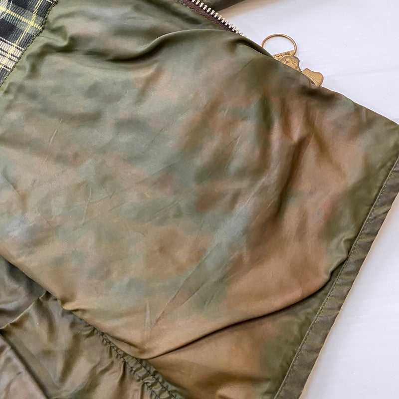 【ジャンク品】【メンズ】 Barbour バーブァー A100 BEDALE OIL JACKET 0082444 A100 ビデイル オイル ジャケット アウター 144-260410-ks-05-tei サイズ：86cm/34IN カラー：カーキ 万代Net店
