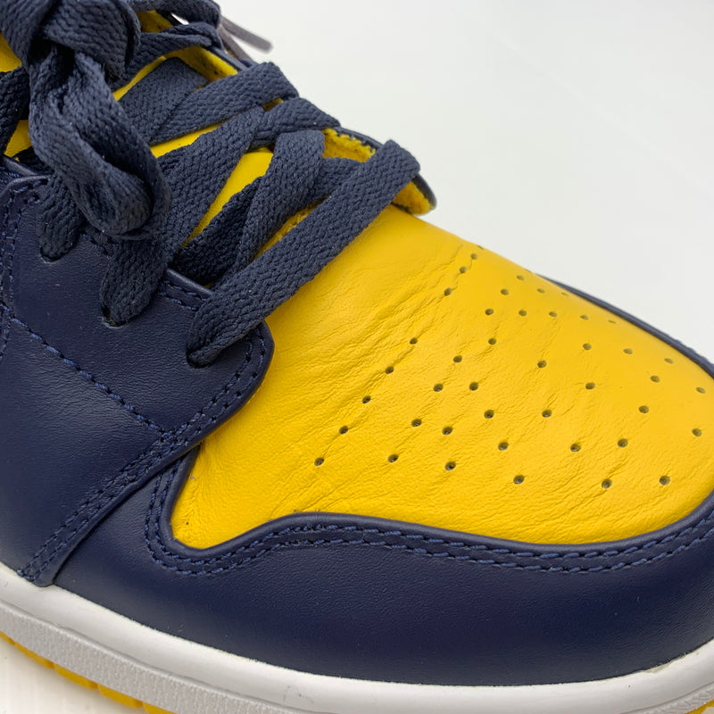 【中古品】【メンズ】 NIKE ナイキ AIR JORDAN 1 MID MICHIGAN エアジョーダン1 ミッド スニーカー 靴 シューズ 160-260711-ko-04-tei サイズ：27.5cm カラー：イエローネイビー 万代Net店