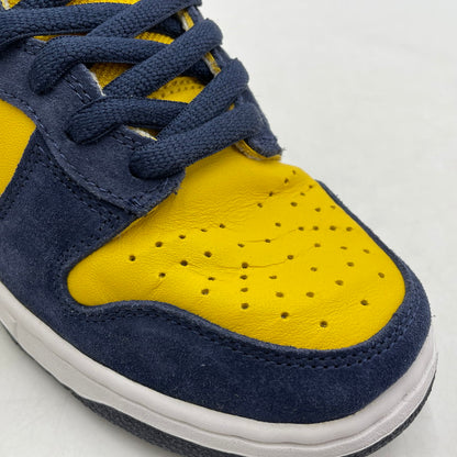 【中古品】【メンズ】 NIKE SB ナイキ スケートボーディング 05年製 DUNK HIGH 20TH ANNIVERSARY "MICHIGAN" 305050-741 ダンク ハイ 20周年記念 ミシガン スニーカー 靴 シューズ 160-260415-yo-01-tei サイズ：27cm カラー：イエロー/ネイビー 万代Net店