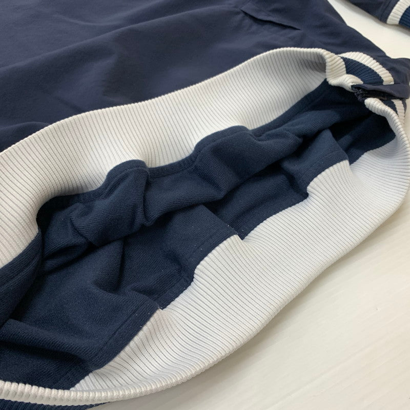 【中古品】【メンズ】 Carhartt WIP カーハートワークインプログレス DIVISION SCRIPT COACH PULLOVER I023625 ディビジョン スクリプト コーチプルオーバー アウター コーチジャケット 145-260419-ko-15-fuzh サイズ：M カラー：ネイビー 万代Net店