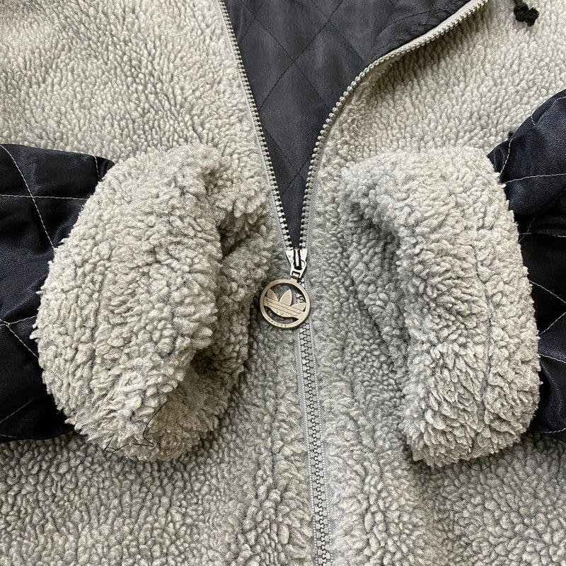 【現状渡し品】【メンズ】 adidas アディダス ARM QUILTED FLEECE JACKET AA-5147 アーム キルティング フリースジャケット アウター デサント社製 148-260415-ks-10-tei サイズ：L カラー：グレー 万代Net店