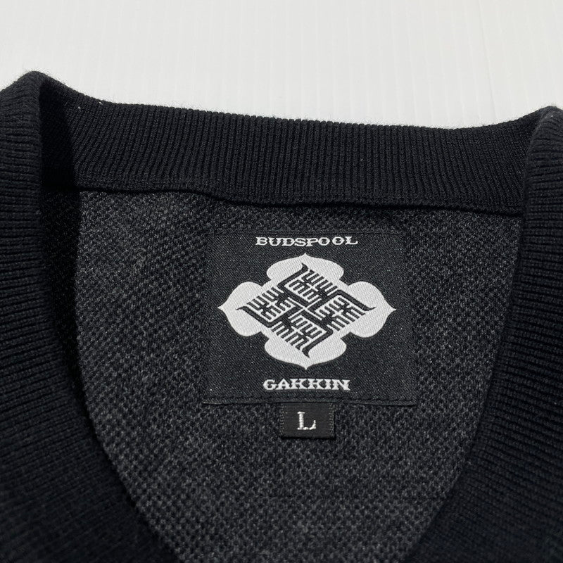 【中古品】【メンズ】 GAKKIN ガッキン × BUDSPOOL バッズプール 別注 コラボ JACQUARD SWEATER 花罰 ジャガードセーター 長袖 トップス ニット 147-260417-yo-08-tei サイズ：L カラー：ブラック/グレー 万代Net店