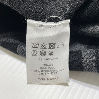 【中古品】【メンズ】 GAKKIN ガッキン × BUDSPOOL バッズプール 別注 コラボ JACQUARD SWEATER 花罰 ジャガードセーター 長袖 トップス ニット 147-260417-yo-08-tei サイズ：L カラー：ブラック/グレー 万代Net店
