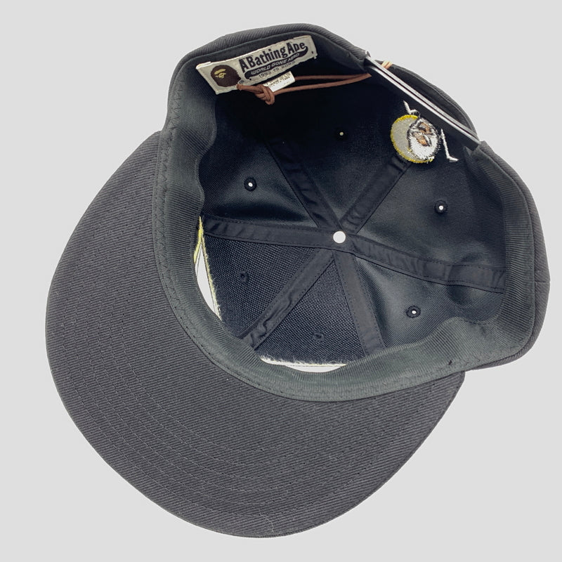 【中古品】【メンズ】 ABATHINGAPE アベイシングエイプ SHADOW BAPE SNAPBACK CAP 001CPJ301001M シャドウ ベイプ スナップバック キャップ 帽子 185-260730-yo-09-tei サイズ：F カラー：ブラック 万代Net店