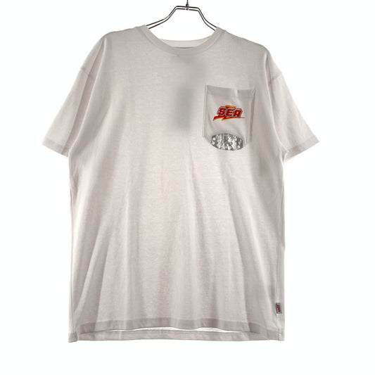 【中古品】【メンズ】 WINDANDSEA ウィンダンシー ×UFO ユー エフ オー 日清焼そば 別注 コラボ S/S POCKET TEE WDS-C-UFO-24-Q4-01 ショートスリーブ ポケット Tシャツ 半袖 トップス 142-260703-yo-12-tei サイズ：S カラー：ホワイト 万代Net店