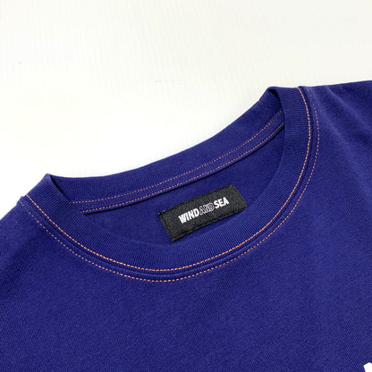 【中古品】【メンズ】 WINDANDSEA ウィンダンシー × ROKX ロックス 別注 コラボ FRONT LOGO TEE WDS-C-ROK-24-Q3-06 フロントロゴ Tシャツ 半袖 トップス 142-260703-yo-11-tei サイズ：M カラー：ネイビー 万代Net店