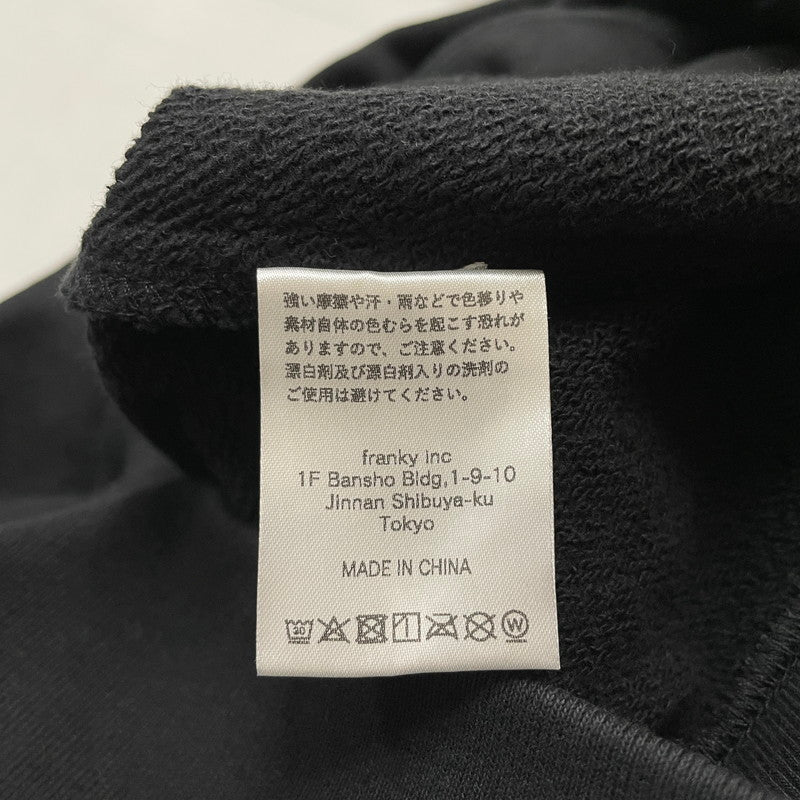 【中古品】【メンズ】 WINDANDSEA ウィンダンシー × 万豚記 別注 コラボ LOGO HOODIE WDS-C-WZJ-24-Q3-01 ロゴ フーディー トップス プルオーバーパーカー 142-260418-ko-06-fuzh サイズ：M カラー：ブラック 万代Net店