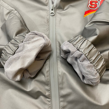 【中古美品】【メンズ】 WINDANDSEA ウィンダンシー × UFO ユー エフ オー 別注 コラボ WATER REPELLET JACKET WDS-C-UDO-24-Q4-05 ウォーターリペレント ジャケット ライトアウター 142-260418-ks-08-tei サイズ：M カラー：シルバー 万代Net店
