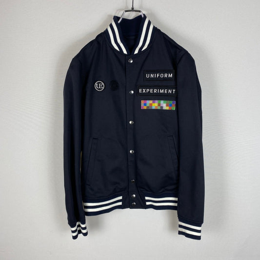 【中古品】【メンズ】 UNIFOAM EXEPERIMENT ユニフォームエクスペリメント × FRAGMENT DESIGN フラグメントデザイン 別注 コラボ 19SS STADIUM BLOUSON UE-190000 スタジアム ブルゾン アウター 142-260418-ks-07-fuzh サイズ：2 カラー：ネイビー 万代Net店