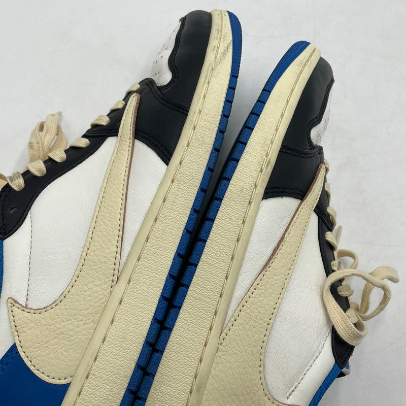 【中古品】【メンズ】 NIKE ナイキ × TRAVIS SCOTT トラヴィス・スコット × FRAGMENT DESIGN フラグメントデザイン 別注 コラボ AIR JORDAN 1 LOW OG SP DM7866-140 スニーカー 靴 160-260420-yo-04-tei サイズ：28.5cm カラー：ミリタリーブルー 万代Net店