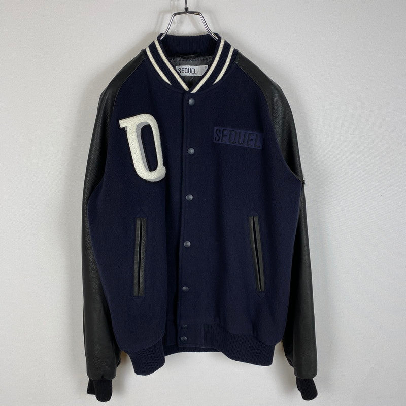 【中古品】【メンズ】 SEQUEL シークエル LEATHER STUDIUM JACKET レザー スタジアム ジャケット ライトアウター スタジャン 142-260422-ks-09-tei サイズ：M カラー：ネイビー 万代Net店