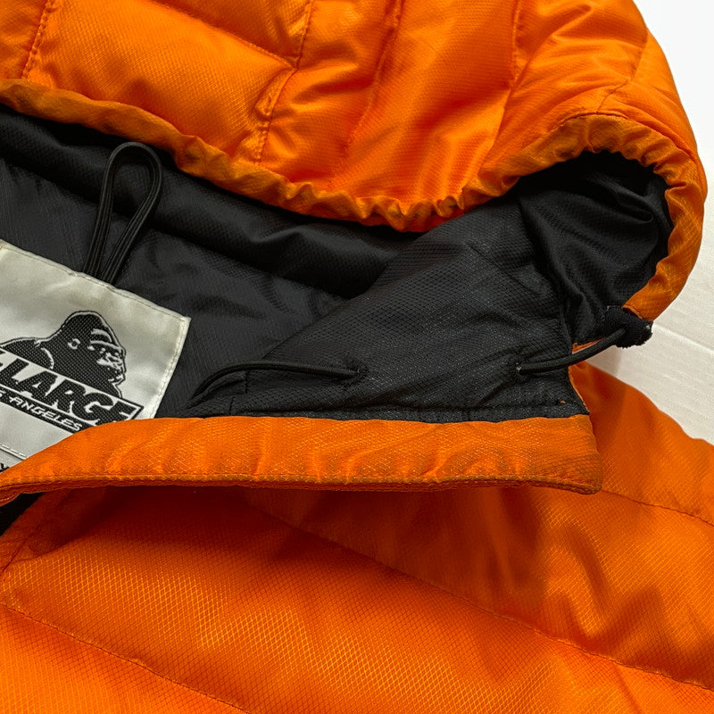 【現状渡し品】【メンズ】 X-LARGE エックス ラージ DOWN JACKET 0103515 ダウン ジャケット アウター 142-260801-sa-24-tei サイズ：XL カラー：オレンジ 万代Net店