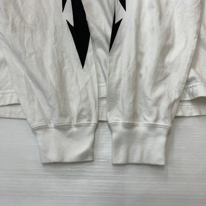 【中古品】【メンズ】 NEIGHBORHOOD ネイバーフッド THUNDER PRINT L/S TEE 242PCNH-LT16 サンダー プリント ロングスリーブ Tシャツ トップス 長袖 142-260423-ko-03-tei サイズ：M カラー：ホワイト 万代Net店