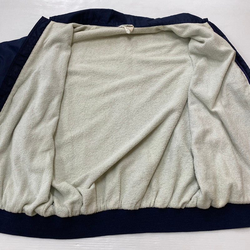 【現状渡し品】【メンズ】 ADIDAS アディダス 80's FULL ZIP LOGO JACKET VINTAGE 80年代 フルジップ ロゴ ジャケット ライトアウター ブルゾン OPTI ジップ 148-260424-ks-03-tei サイズ：サイズ表記なし カラー：ネイビー 万代Net店