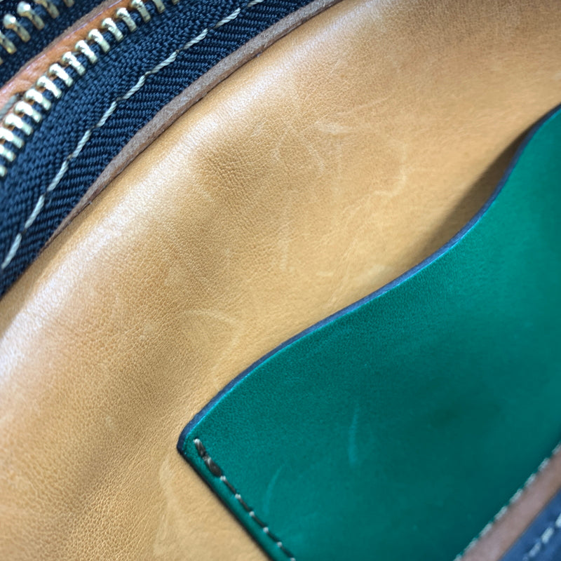 【中古品】【メンズ】 HERZ ヘルツ LEATHER SHOULDER BAG レザーショルダーバッグ カバン セカンドバッグ 188-260723-ko-05-tei カラー：グリーン系 万代Net店