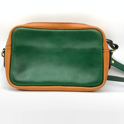 【中古品】【メンズ】 HERZ ヘルツ LEATHER SHOULDER BAG レザーショルダーバッグ カバン セカンドバッグ 188-260723-ko-05-tei カラー：グリーン系 万代Net店